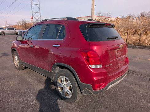 Used 2019 Chevrolet Trax LT w/ LT Convenience Package image 6