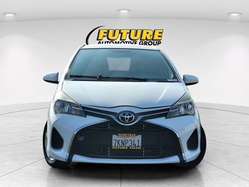 Used 2015 Toyota Yaris LE image 2