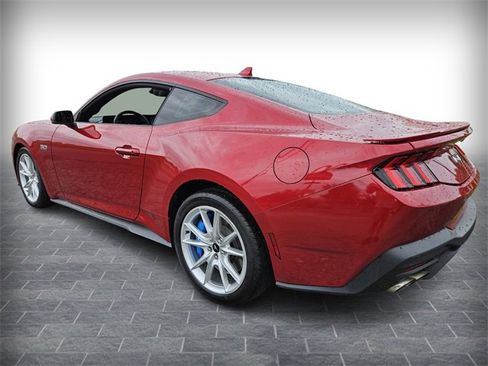 Used 2024 Ford Mustang GT Premium image 5