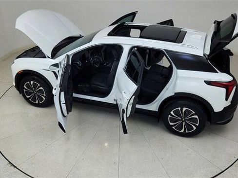 Used 2024 Chevrolet Blazer EV LT image 85