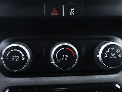 Used 2021 RAM 5500 Tradesman w/ Chrome Appearance Group image 30