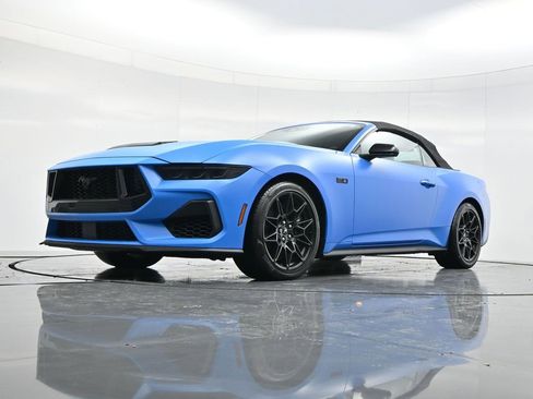 Used 2025 Ford Mustang GT Premium w/ GT Performance Package image 45