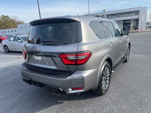 Used 2023 Nissan Armada SL w/ Midnight Edition Package image 5