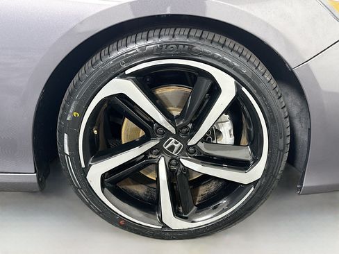 Used 2019 Honda Accord Sport image 32