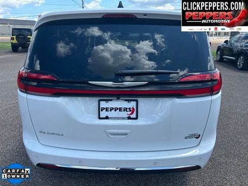 Used 2026 Chrysler Pacifica Select AWD/4WD image 6
