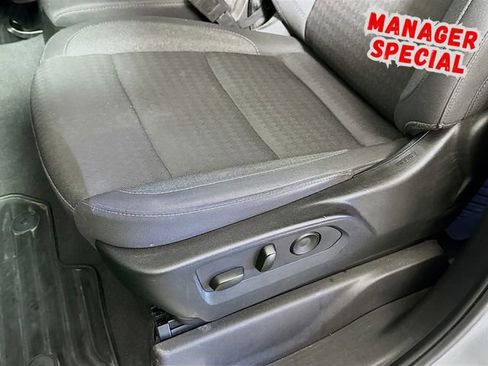 Used 2025 Chevrolet Silverado 1500 LT AWD/4WD image 21