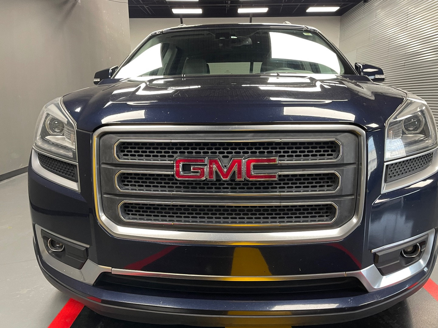 Used 2017 GMC Acadia Limited SLT AWD/4WD image 6