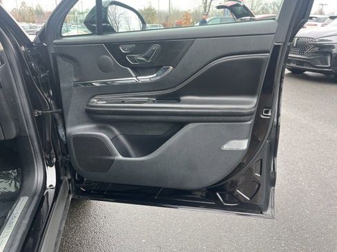 Used 2023 Lincoln Corsair AWD w/ Equipment Group 101A image 22