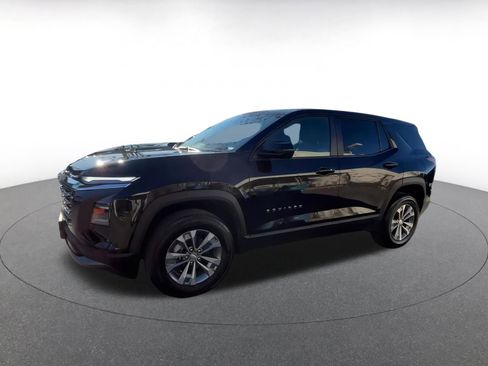 Used 2025 Chevrolet Equinox LT image 8