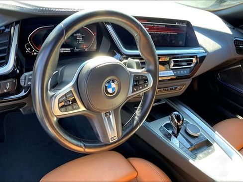 Used 2023 BMW Z4 M40i w/ Premium Package RWD image 5
