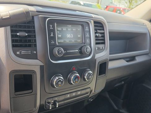 Used 2018 RAM 2500 Tradesman w/ Chrome Appearance Group image 28
