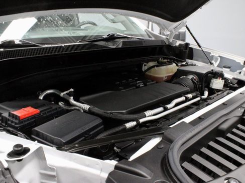 Used 2023 Chevrolet Silverado 1500 Custom w/ Rally Edition image 15