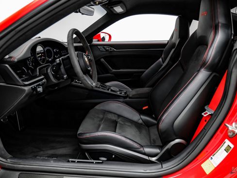 Used 2022 Porsche 911 GT3 image 37