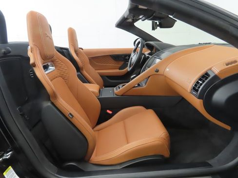 Used 2024 Jaguar F-TYPE R image 28