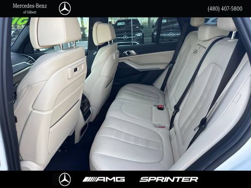 Used 2022 BMW X5 xDrive40i w/ Luxury Seating Package AWD/4WD image 19