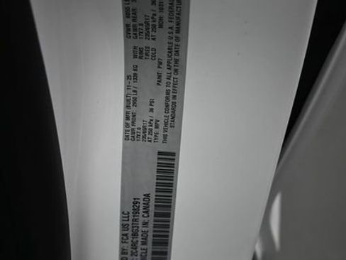 New 2026 Chrysler Pacifica Select FWD image 15