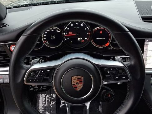 Used 2019 Porsche Panamera 4 image 27