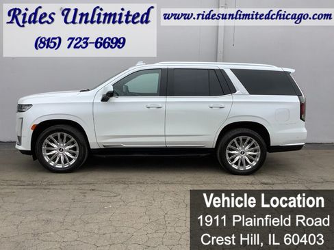 Used 2021 Cadillac Escalade Premium Luxury w/ Performance Package AWD/4WD image 3