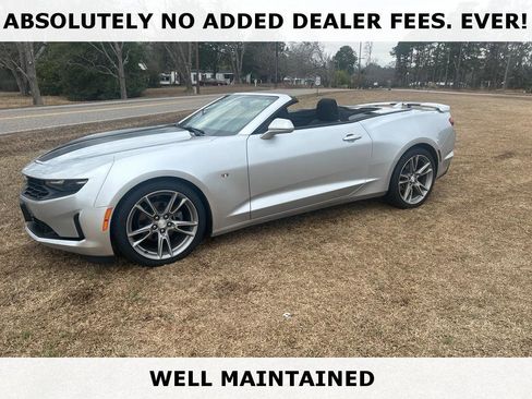 Used 2019 Chevrolet Camaro LT image 2