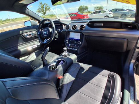Used 2022 Ford Mustang GT Premium w/ Equipment Group 401A RWD image 25