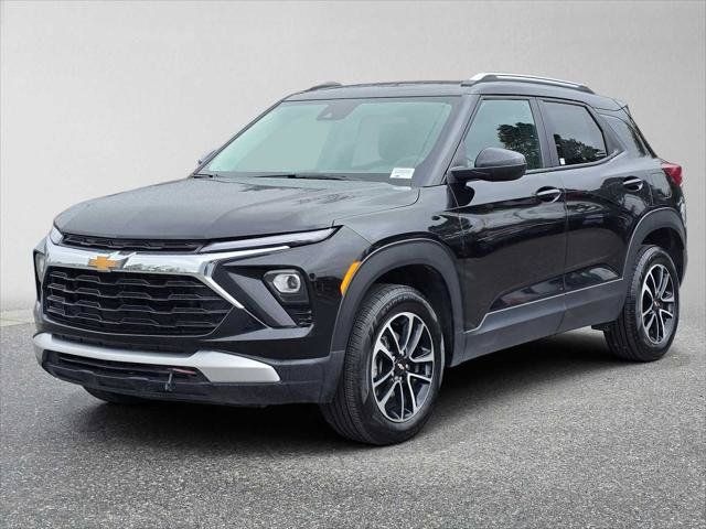 Used 2024 Chevrolet TrailBlazer LT AWD/4WD image 7