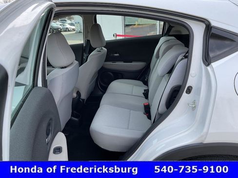 Used 2022 Honda HR-V LX image 25