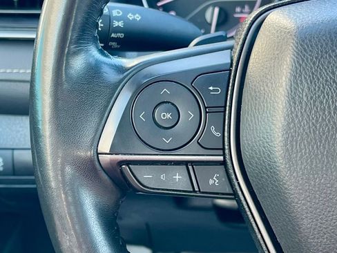 Used 2023 Toyota Camry SE image 21