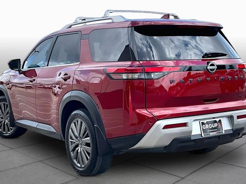 Used 2023 Nissan Pathfinder SL w/ SL Premium Package image 12