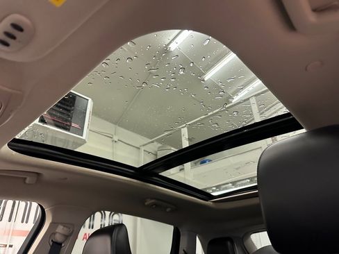 Used 2022 Lincoln Nautilus Reserve w/ Equipment Group 201A image 24