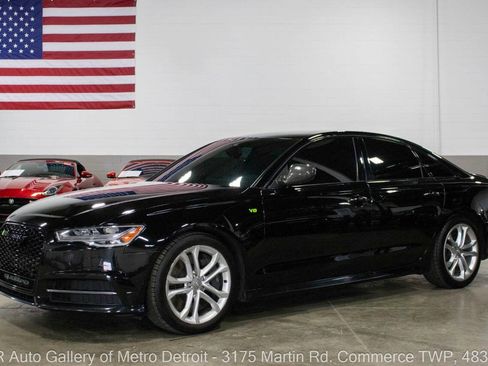 Used 2016 Audi S6 Prestige image 1