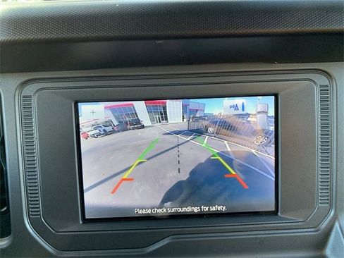 Used 2023 Ford Bronco Outer Banks image 20