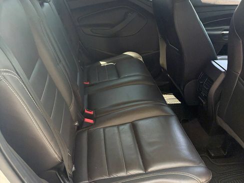 Used 2016 Ford Escape Titanium AWD/4WD image 9