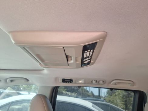 Used 2012 Honda Odyssey EX-L image 35