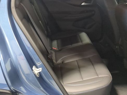 Used 2025 Buick Envista Sport Touring w/ Convenience I Package FWD image 20