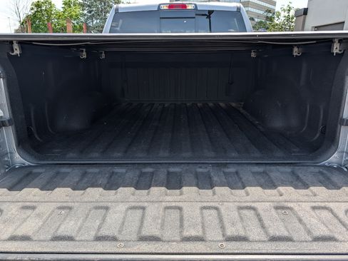 Used 2020 RAM 1500 Big Horn AWD/4WD image 18