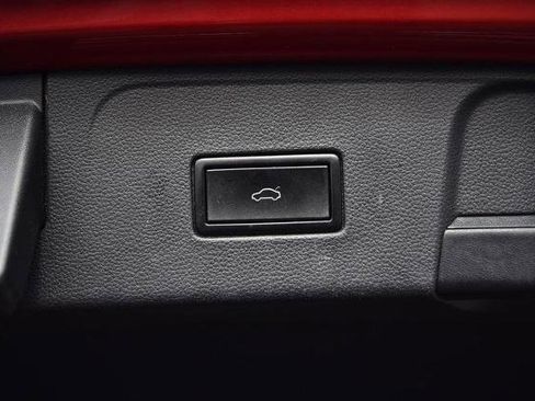 Used 2021 Volkswagen Atlas SEL Premium image 28