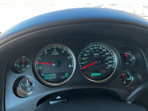 Used 2012 Chevrolet Avalanche LTZ AWD/4WD image 15