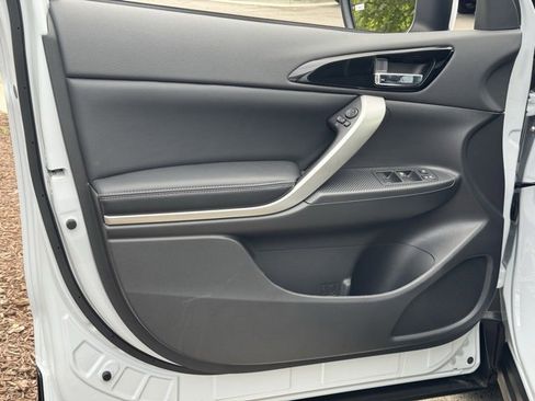 New 2025 Mitsubishi Eclipse Cross AWD image 18