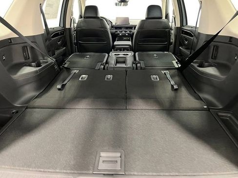 New 2025 Honda Pilot Touring image 35