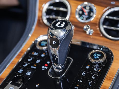 Used 2021 Bentley Continental GT AWD/4WD image 39