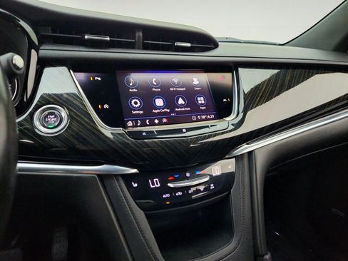 Used 2020 Cadillac XT6 Premium Luxury w/ LPO, Floor Liner Package FWD image 20