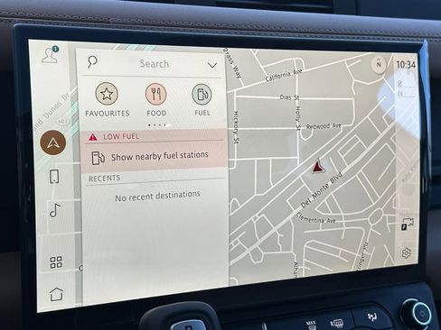 New 2026 Land Rover Defender 110 X-Dynamic SE image 18