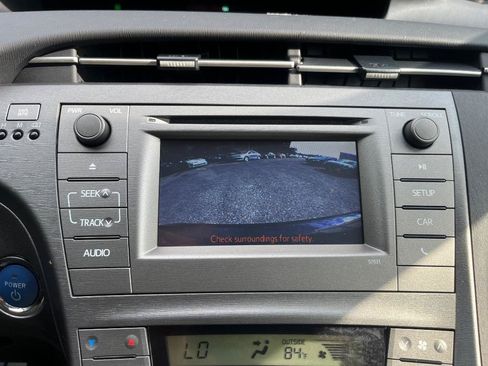Used 2015 Toyota Prius Two FWD image 38