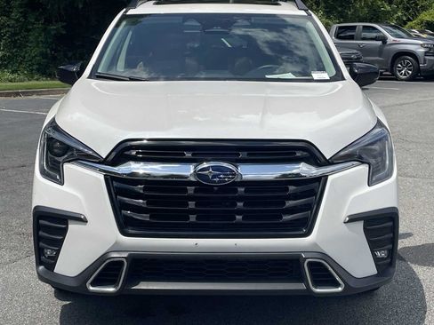 Used 2024 Subaru Ascent Touring AWD/4WD image 6