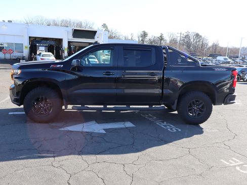 Used 2020 Chevrolet Silverado 1500 LT Trail Boss w/ Midnight Edition image 7