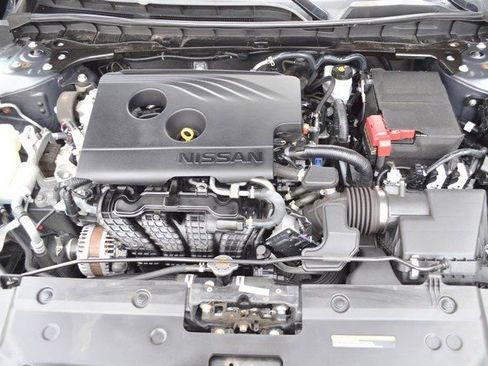 Used 2020 Nissan Altima 2.5 SV image 39