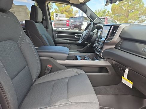 New 2026 RAM 1500 Big Horn AWD/4WD image 19