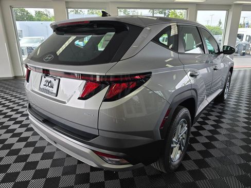 New 2026 Hyundai Tucson SE AWD/4WD image 3