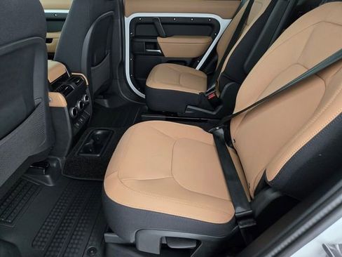 New 2025 Land Rover Defender 130 V8 AWD/4WD image 5