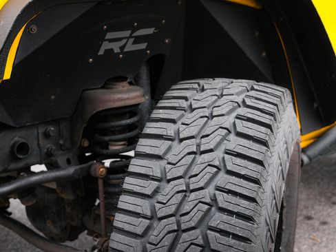 Used 2015 Jeep Wrangler Sahara AWD/4WD image 12